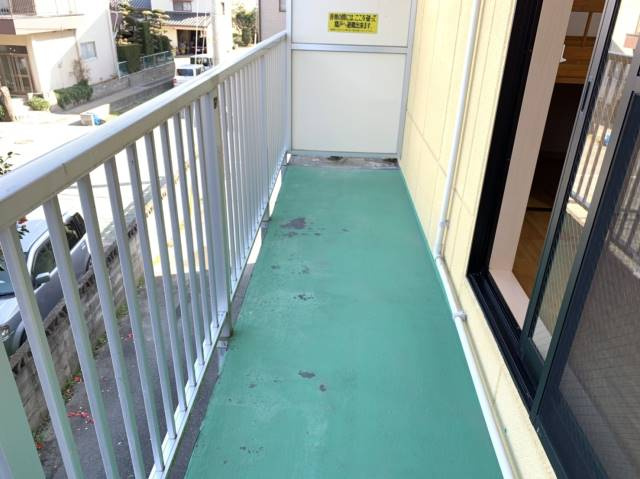 【バルコニー】