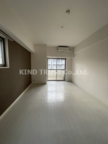 サンマルベリー扇町の居間・リビング|こちらの居間で趣味の時間をお楽しみください