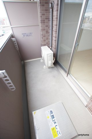 スワンズシティ堂島川　仲介手数料無料のバルコニー