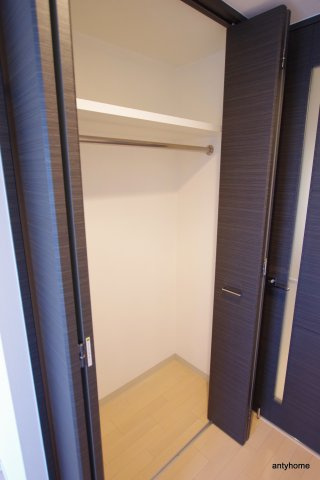 スワンズシティ堂島川　仲介手数料無料の収納