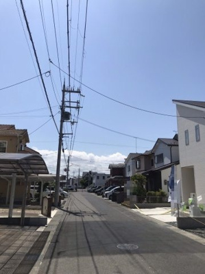 【前面道路含む現地写真】 | 守山市水保町1234-8　新築分譲