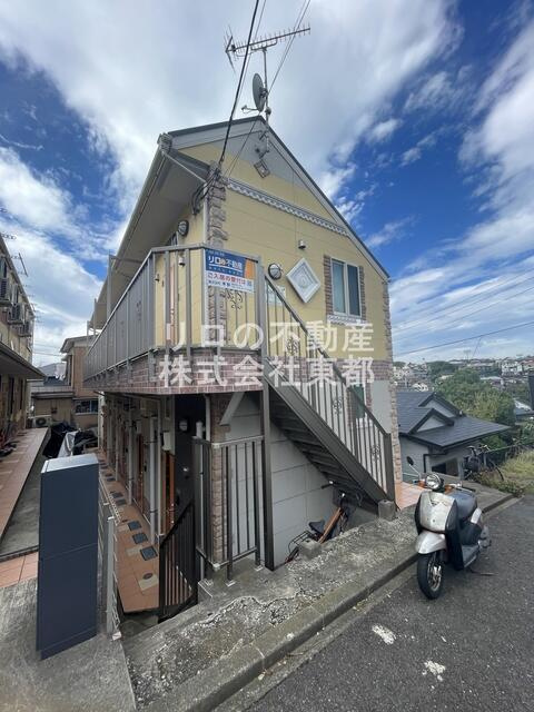 横浜市西区浅間台のアパートの画像