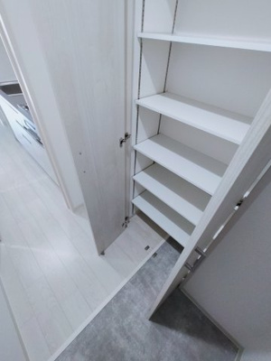 【玄関】 | クリエオーレ友井