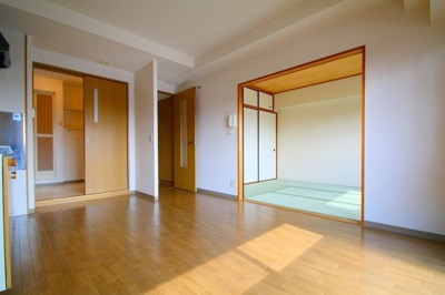 【居間・リビング】 | プルミエール関目