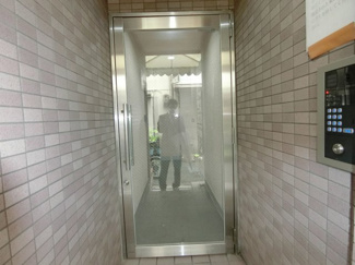 【エントランス】