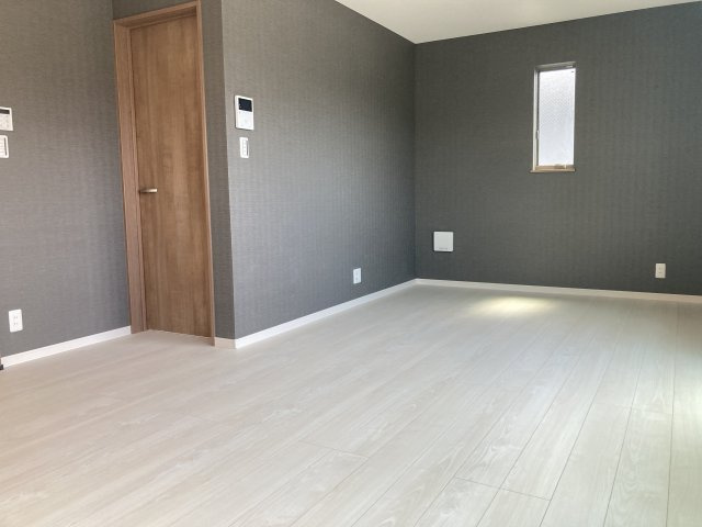 ラブレアコートの居間・リビング