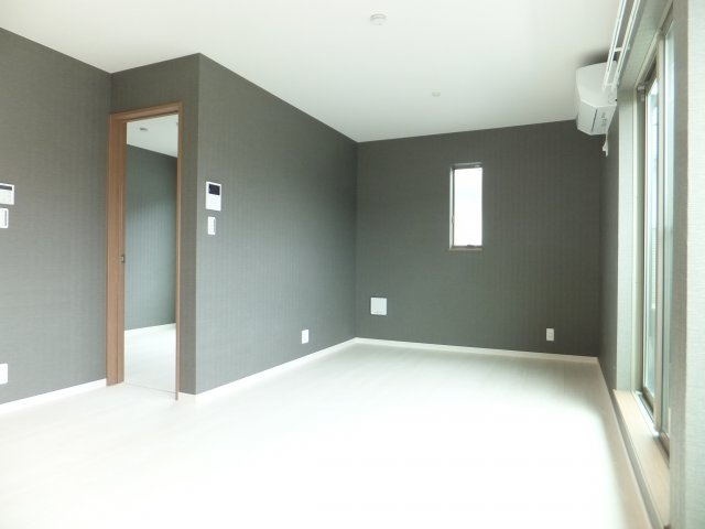 ラブレアコートの居間・リビング