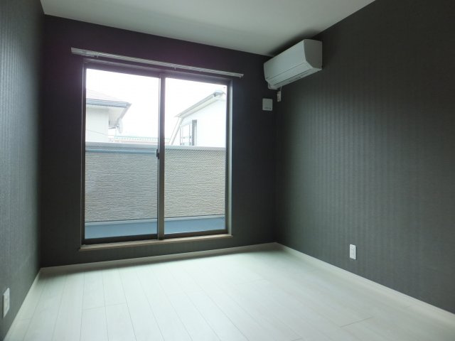 ラブレアコートの居間・リビング