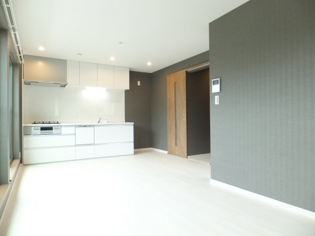 ラブレアコートの居間・リビング