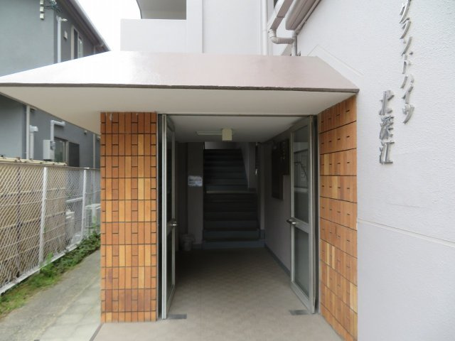 グランドハイツ北深江のエントランス