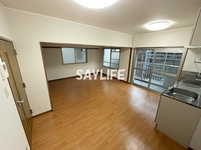 グランドハイツ北深江の居間・リビング