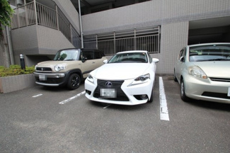 【駐車場】 | 駐車場に空きがあるので、お車をお持ちの方でも安心です♪【月額4,600円】
