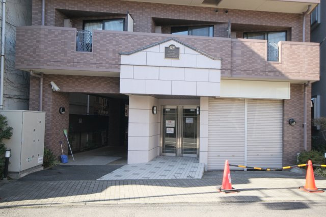 【エントランス】