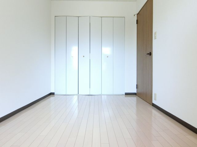 ボヌール錦織公園の寝室