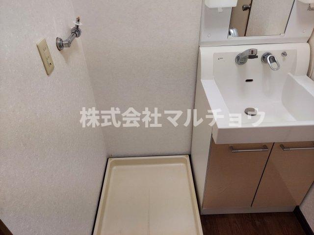 ナインハイツの洗面所|ゆったりとスペースのある洗面所