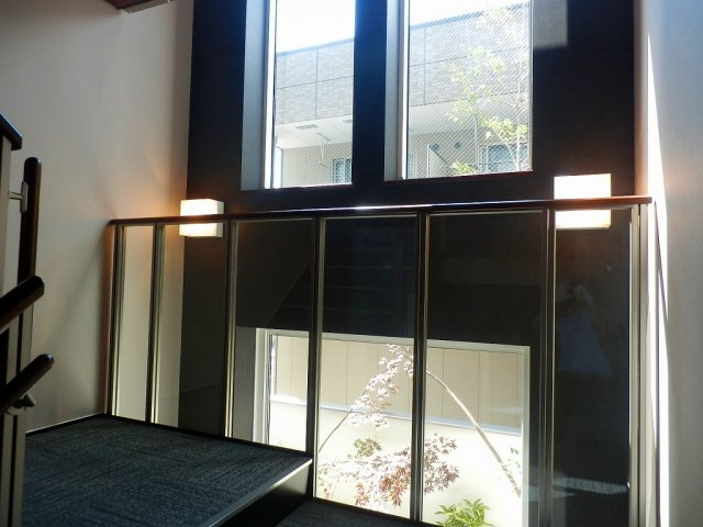 ガーデン ヴィラ スィートのその他共用部分|室内階段ですので快適です