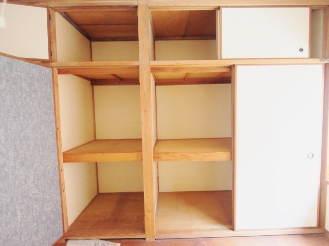 安芸郡海田町曙町の一戸建ての収納