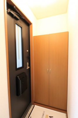 【玄関】 | グランルミエールB | 同等タイプです