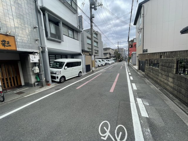 両替町ＡＬＬＥＹ（両替町アリー）の周辺|前面道路