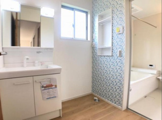 【独立洗面台】 | 高崎市下中居町４期　新築戸建　Ricca　２号棟（全2棟） | 同社施工例：色や仕様は異なる場合がございます。