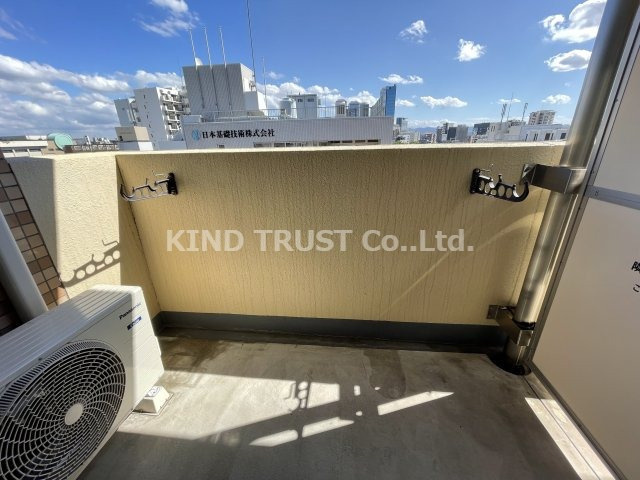 ビガーポリス109天満1丁目のバルコニー|お洗濯にも便利なバルコニー付き