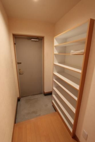 グリーンキャッスルの玄関