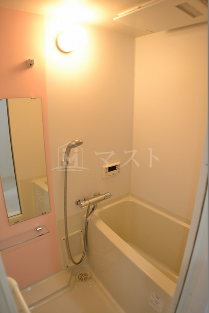 ブリリアントコート農人橋の浴室