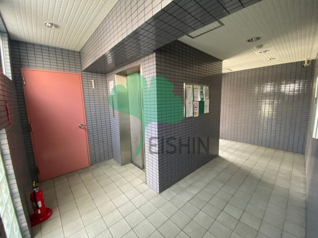 セントラルコート博多駅東のエントランス