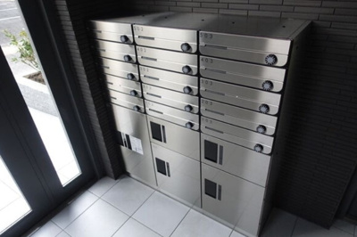 【エントランス】 | レーヴメゾン羽衣