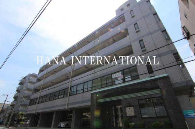 マノワール壱番館の外観