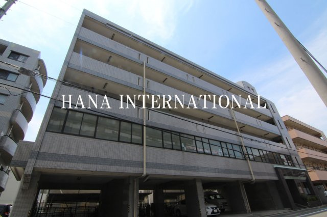 マノワール壱番館の外観