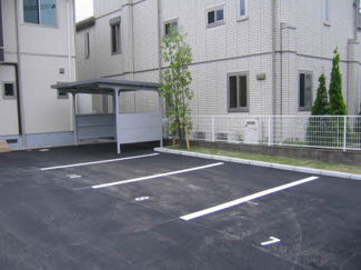【駐車場】