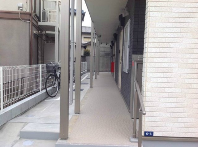 ミランダ稲毛穴川のエントランス