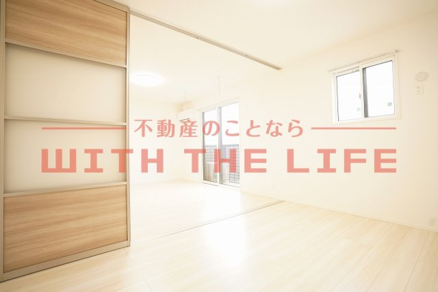 ミカハウスⅥ【キャッシュバック対象物件】の洋室|使い勝手のいい洋室です