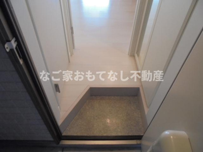 【玄関】 | カーサフィオーレ浅間町（CASA FIORE浅間町）