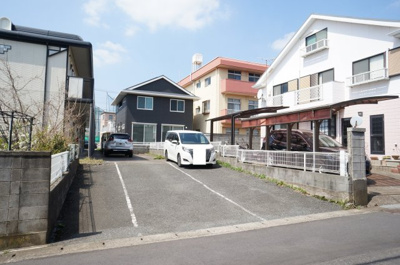 【駐車場】 | ハイツドミール | 日立駅徒歩１４分の１LDK。駐車場１台付き。