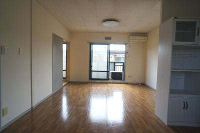 【居間・リビング】 | ハイツドミール | LDK約１１．８帖