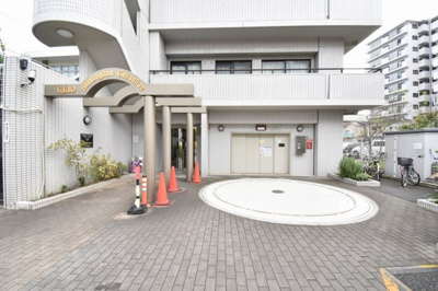 【駐車場】 | クリオ新子安伍番館 | ターンテーブル付機械式駐車場です。