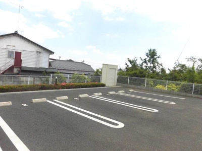 【駐車場】 | エンブレムＨ