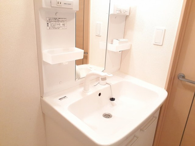 【独立洗面台】 | エンブレムＨ