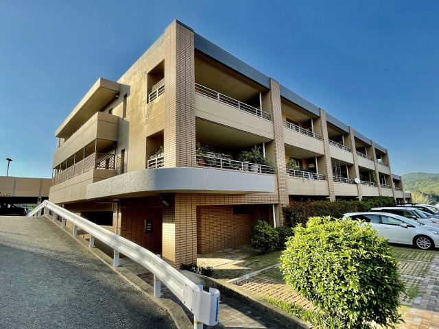 MJR香椎参道の外観