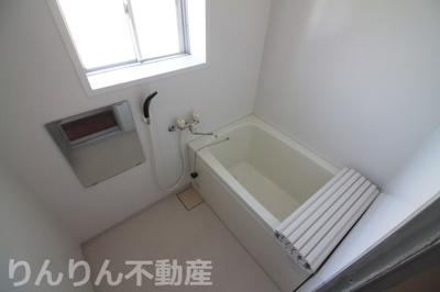 【浴室】 | しんのマンション | コンパクトで使いやすいお風呂です