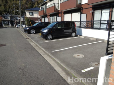 【駐車場】 | ロイヤルパレス弐番館