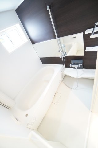 【浴室】 | PARK HILLS MIYAKO B | ※同物件・反転タイプの写真です。