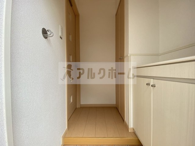 エトワール（田井中）の玄関