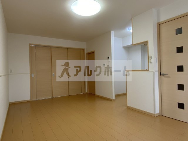 エトワール（田井中）の居間・リビング