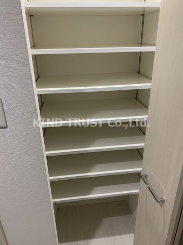 SKYレジデンス大阪梅田の収納|ちょっとした収納スペースも充実しています