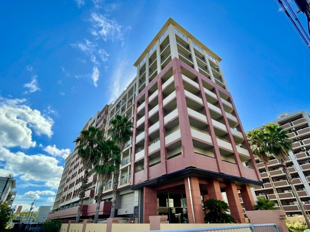 ルネッサンス21福岡東の外観