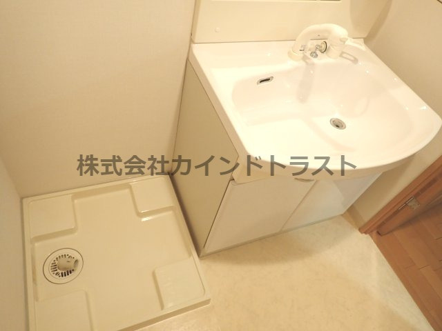 アジリア天満橋の洗面所|忙しい朝には欠かせない洗面所です