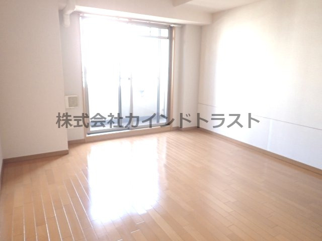 アジリア天満橋の居間・リビング|ゆったり過ごせるリビングです